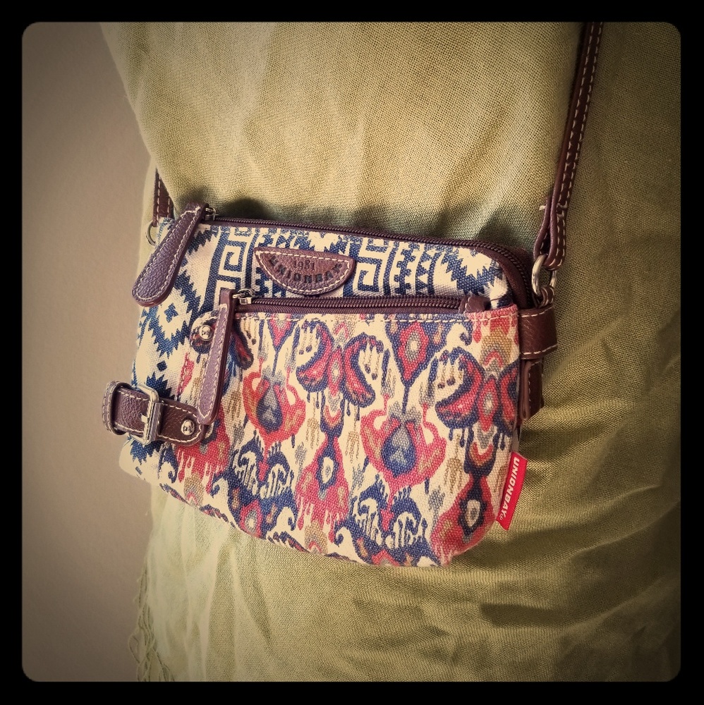 Union Bay patterned crossbody